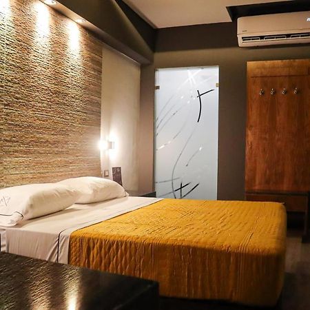 Hotel Myst. Монтеррей Экстерьер фото